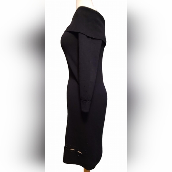 Yuka size T2 (M) black dress - Picture 6 of 7